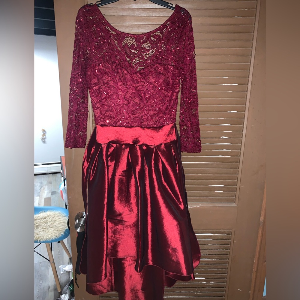Beautiful Burgundy dress perfect for any formal occasion!
